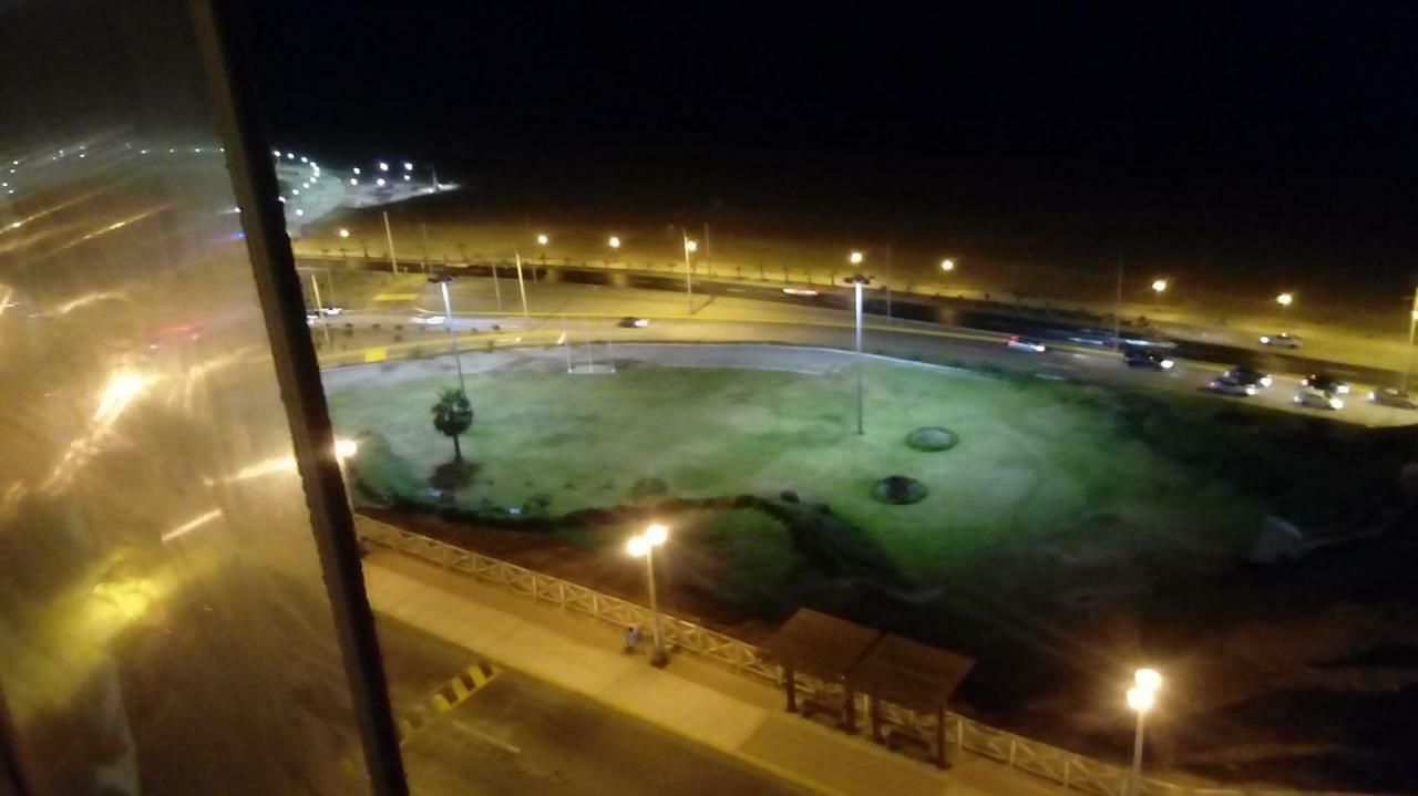 Blue Coast Lima Private Rooms 외부 사진